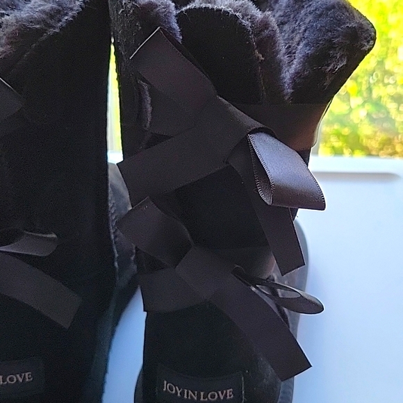 Joy In Love Winter Boot - Picture 4 of 12